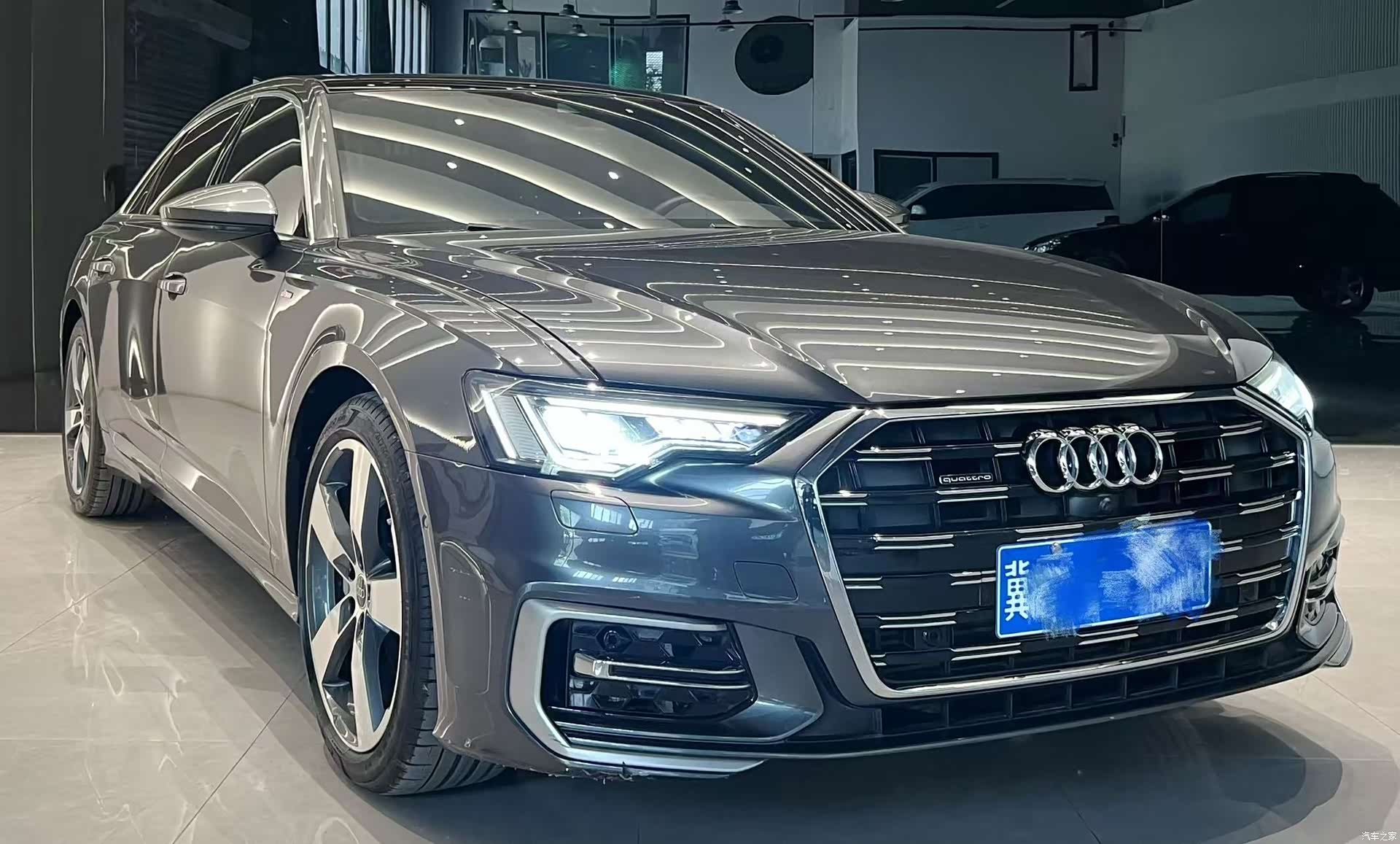Audi A6L, 2022 3