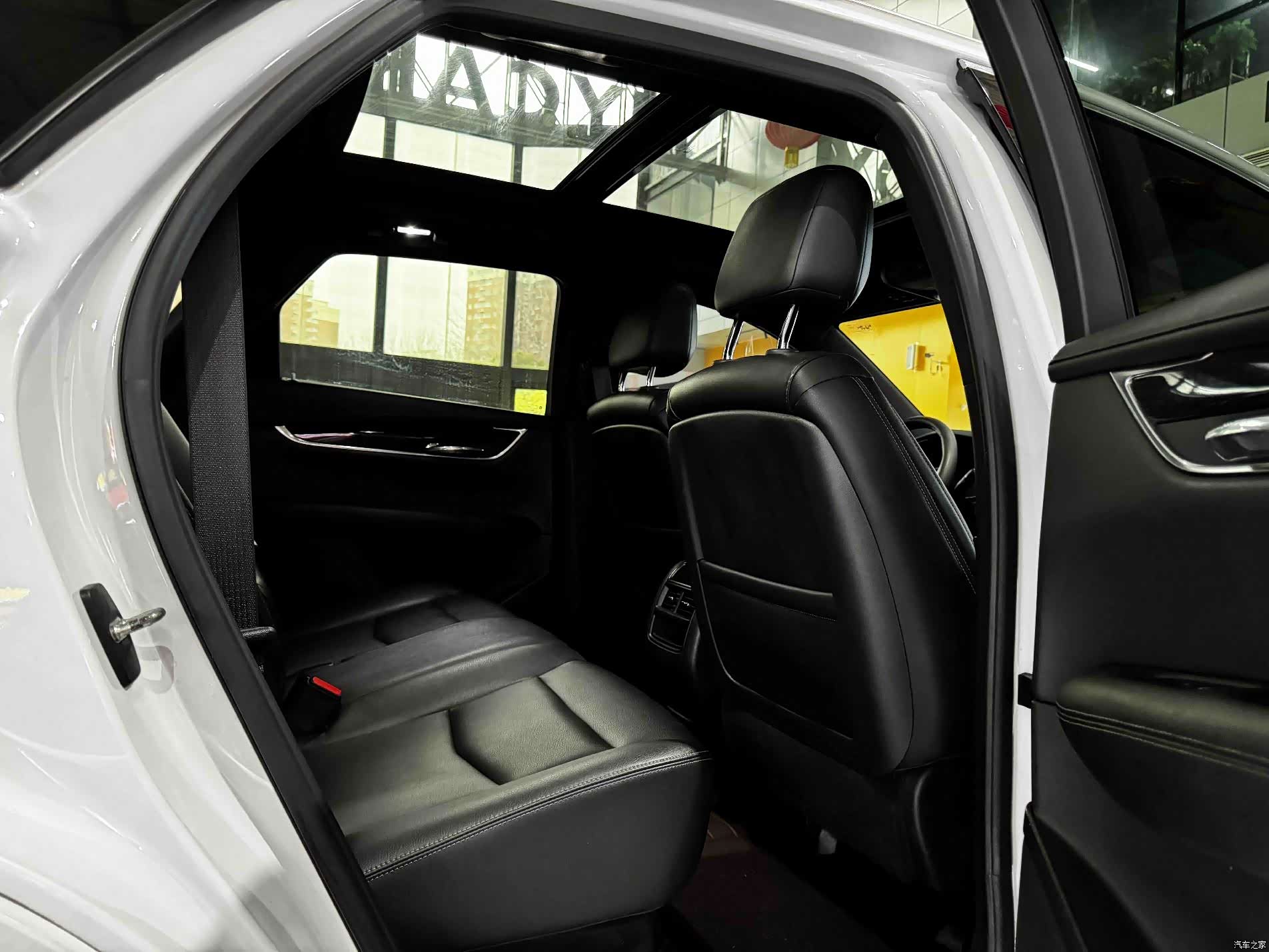 Cadillac XT5, 2022 8