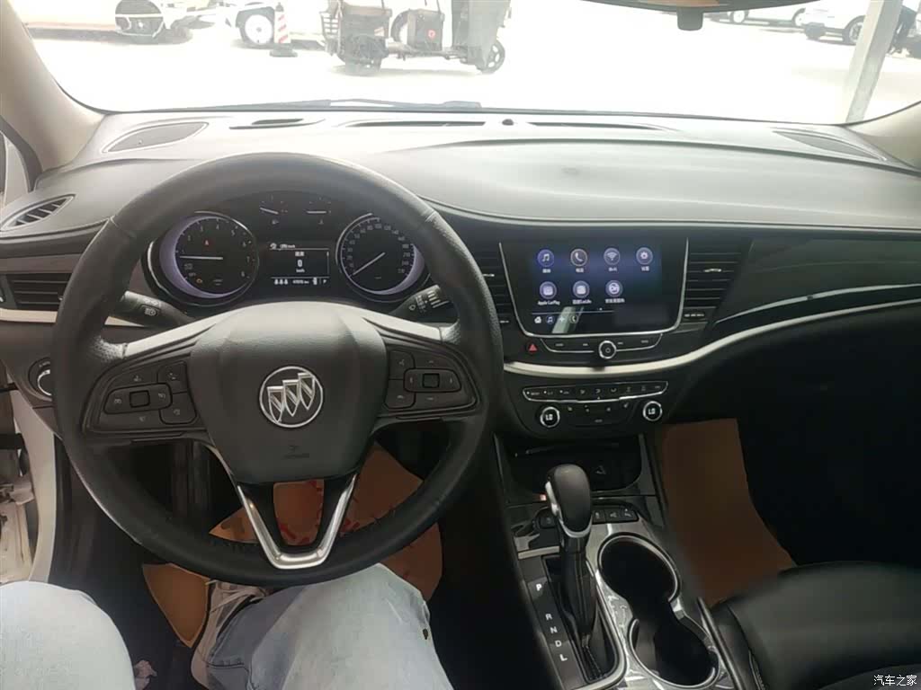 Buick Verano, 2020 10