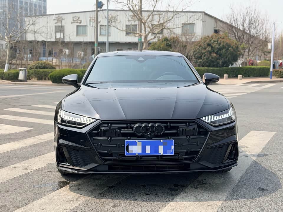 Audi A7L