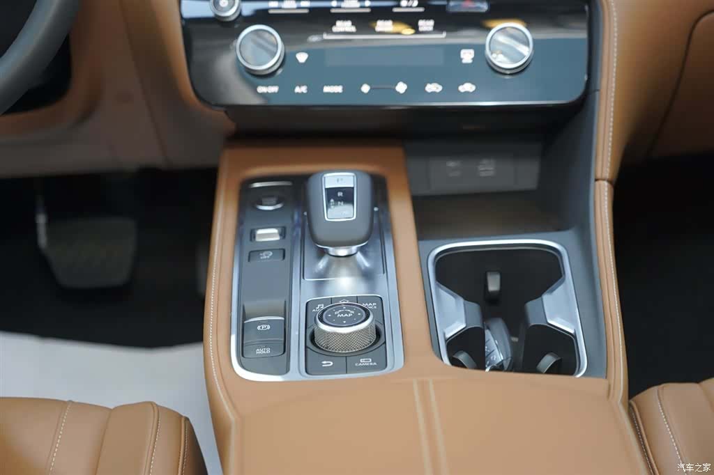 Infiniti QX60, 1900 10