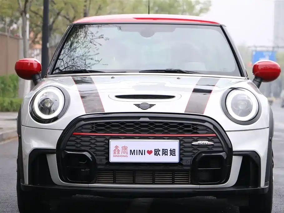 MINI JCW