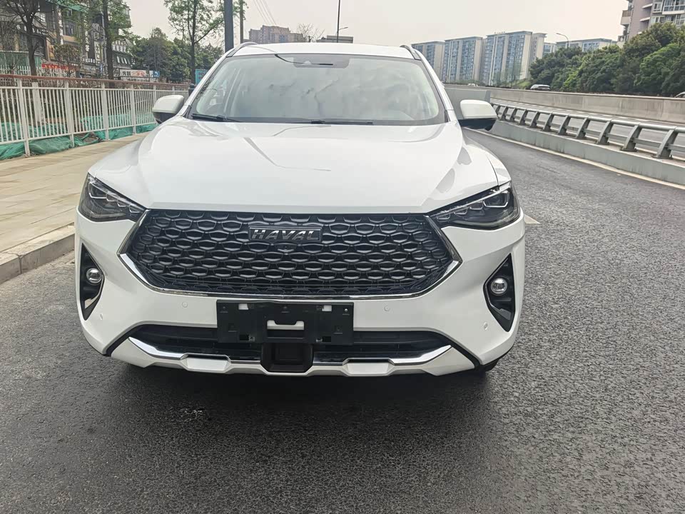 Haval F7