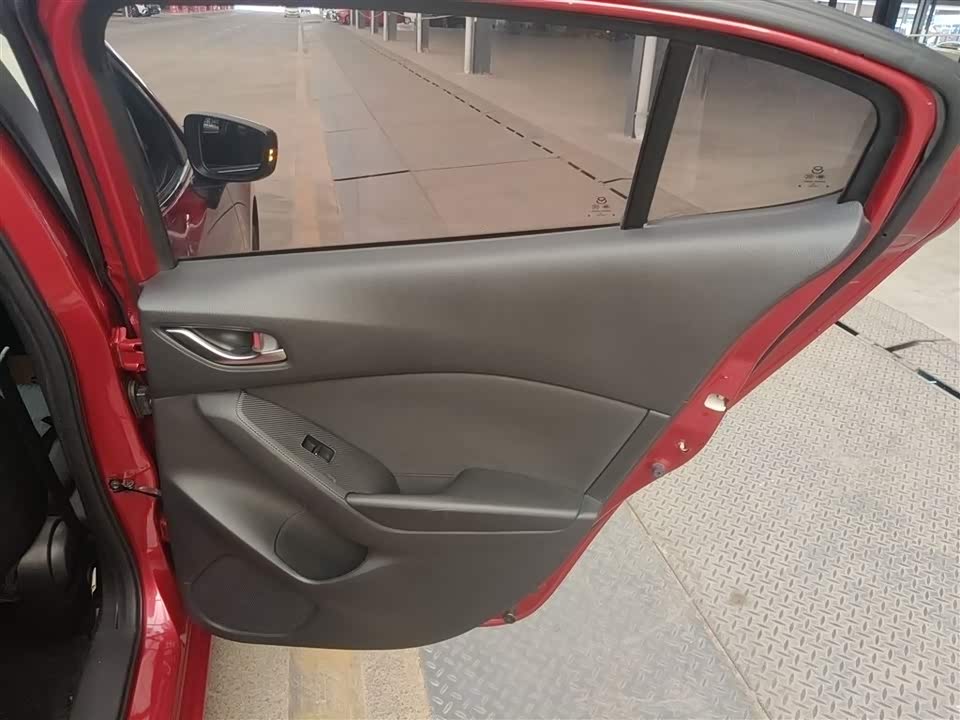 Mazda 3 Angkesaila Mazda 3 Angkesaila