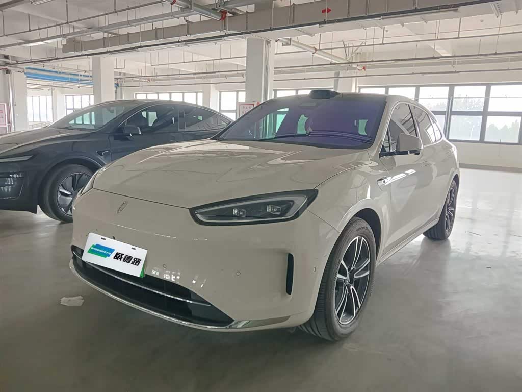 AITO M5