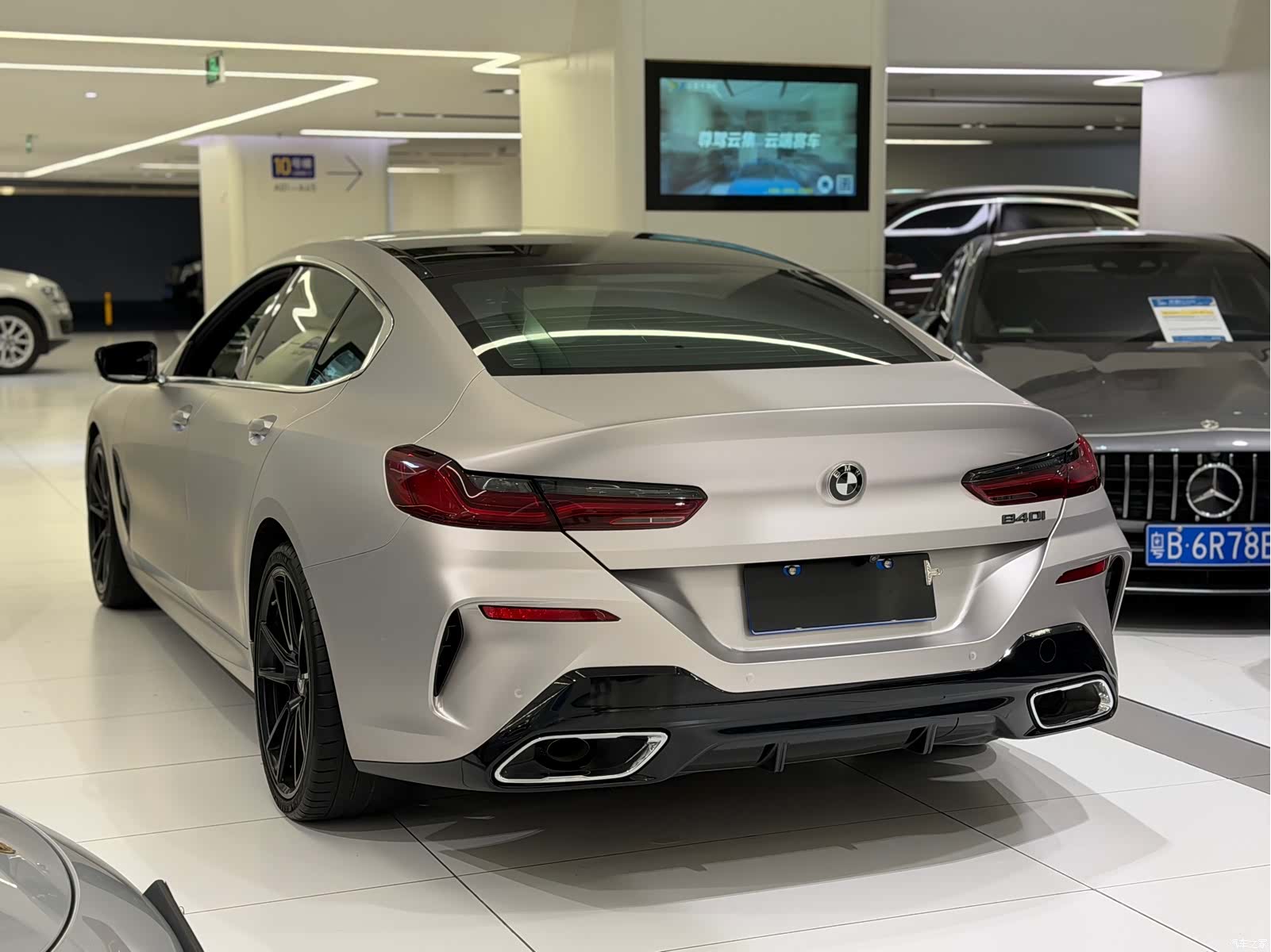 BMW 8 Series, 2019 4