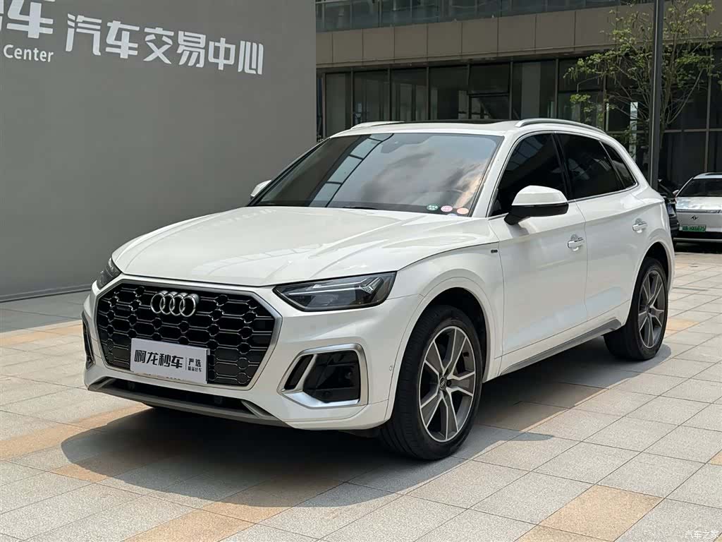Audi Q5L, 2021 2