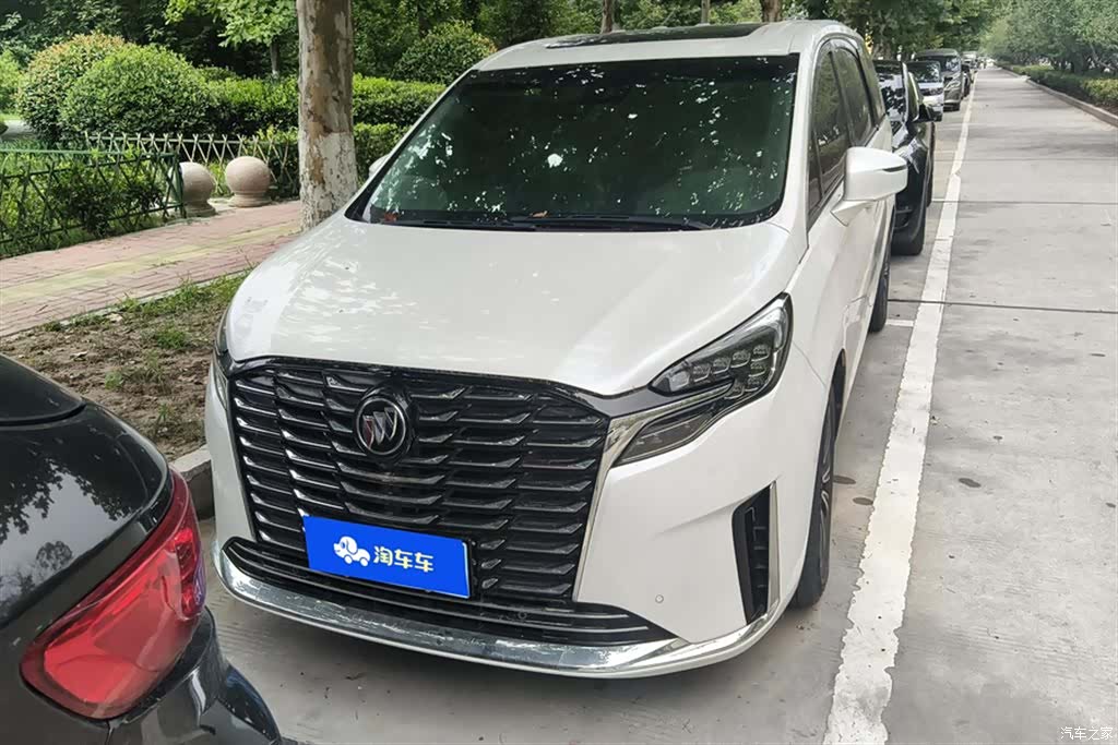 Buick GL8, 2023 2
