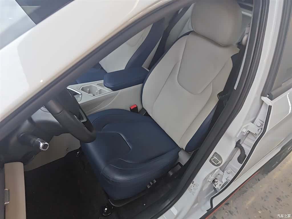 Chery 3x, 2024 15