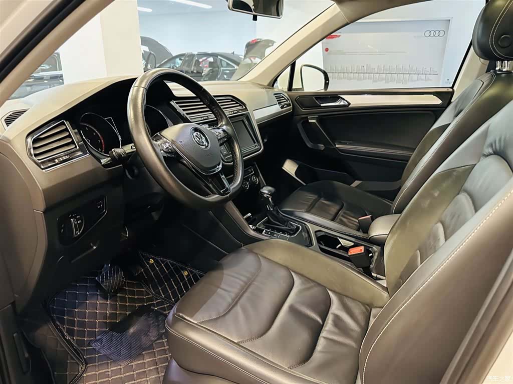 Volkswagen Tiguan L, 2019 10
