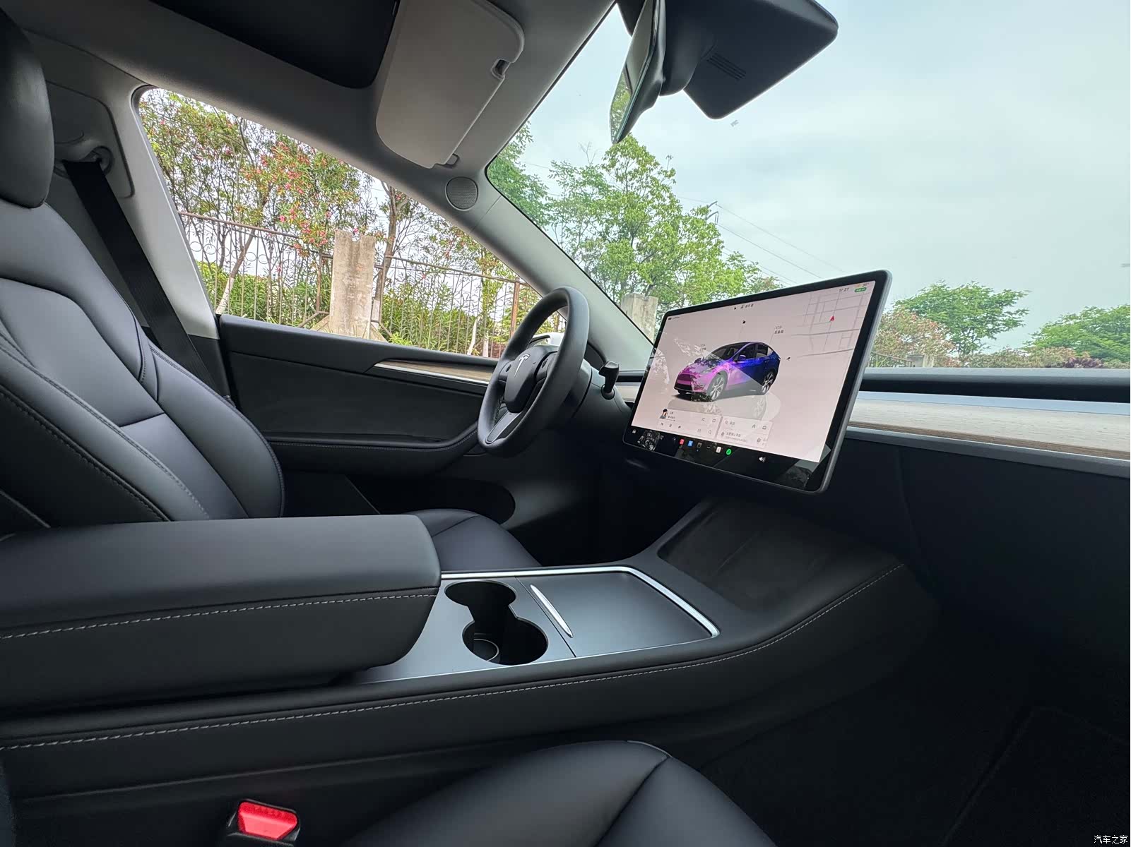 Tesla Model Y, 2022 20