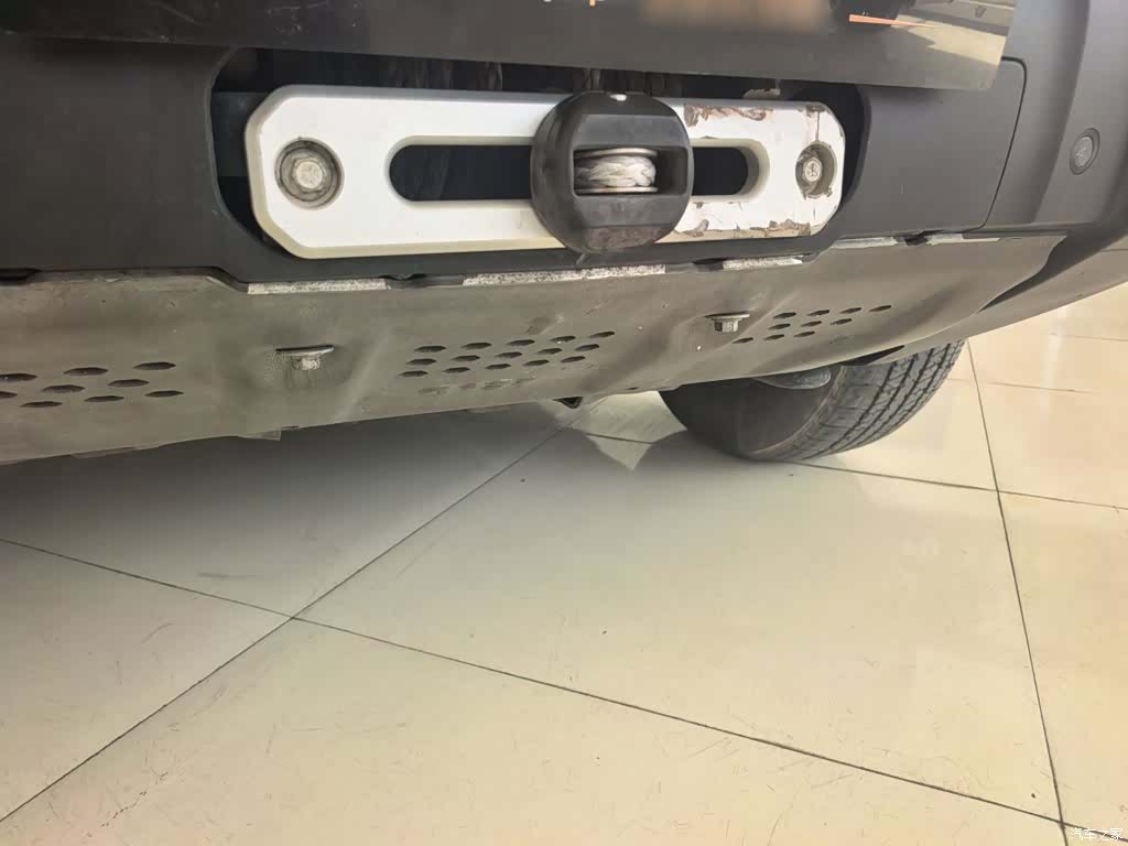 Tank 300, 2023 4