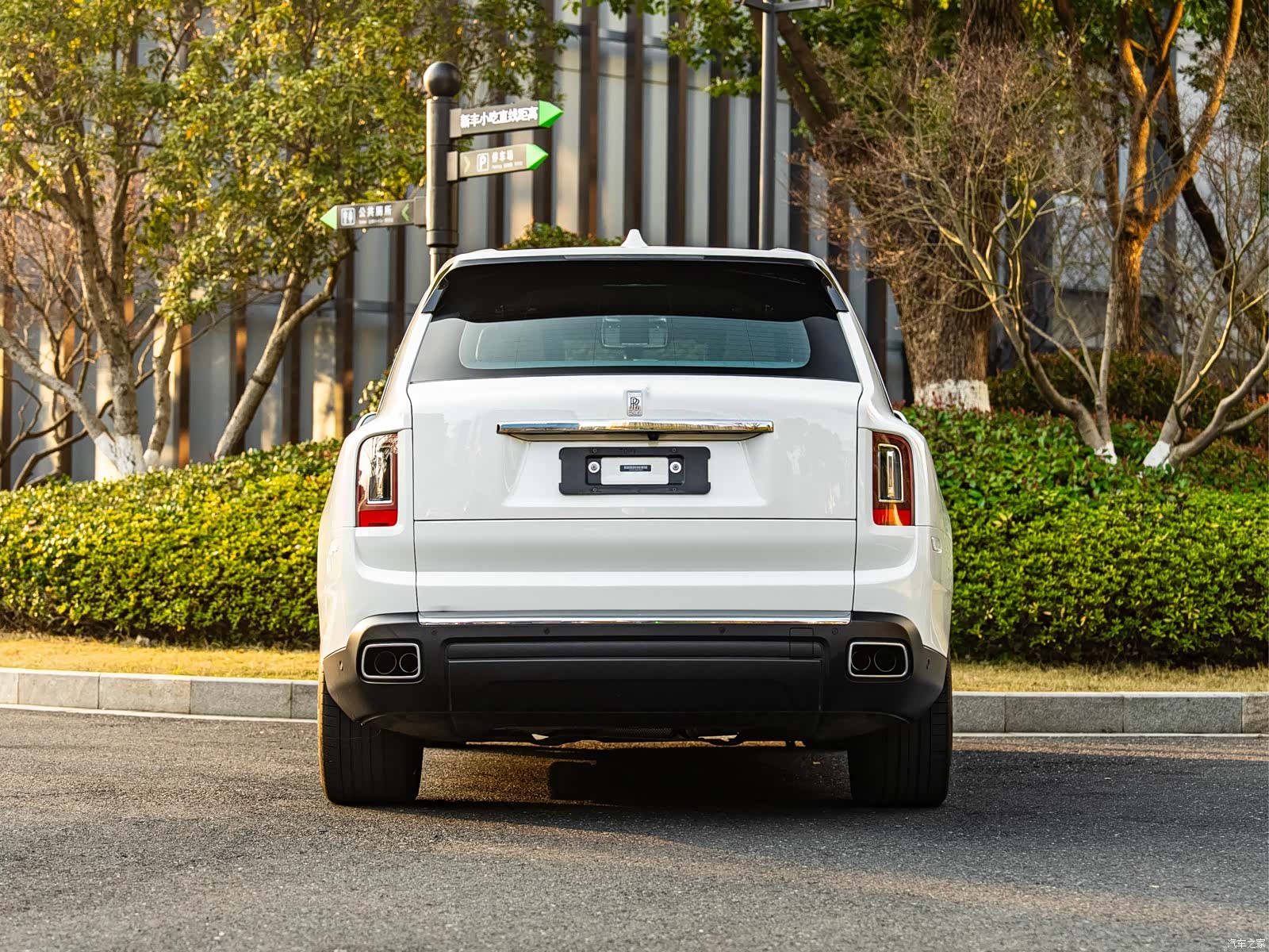 Rolls-Royce Cullinan, 2021 7