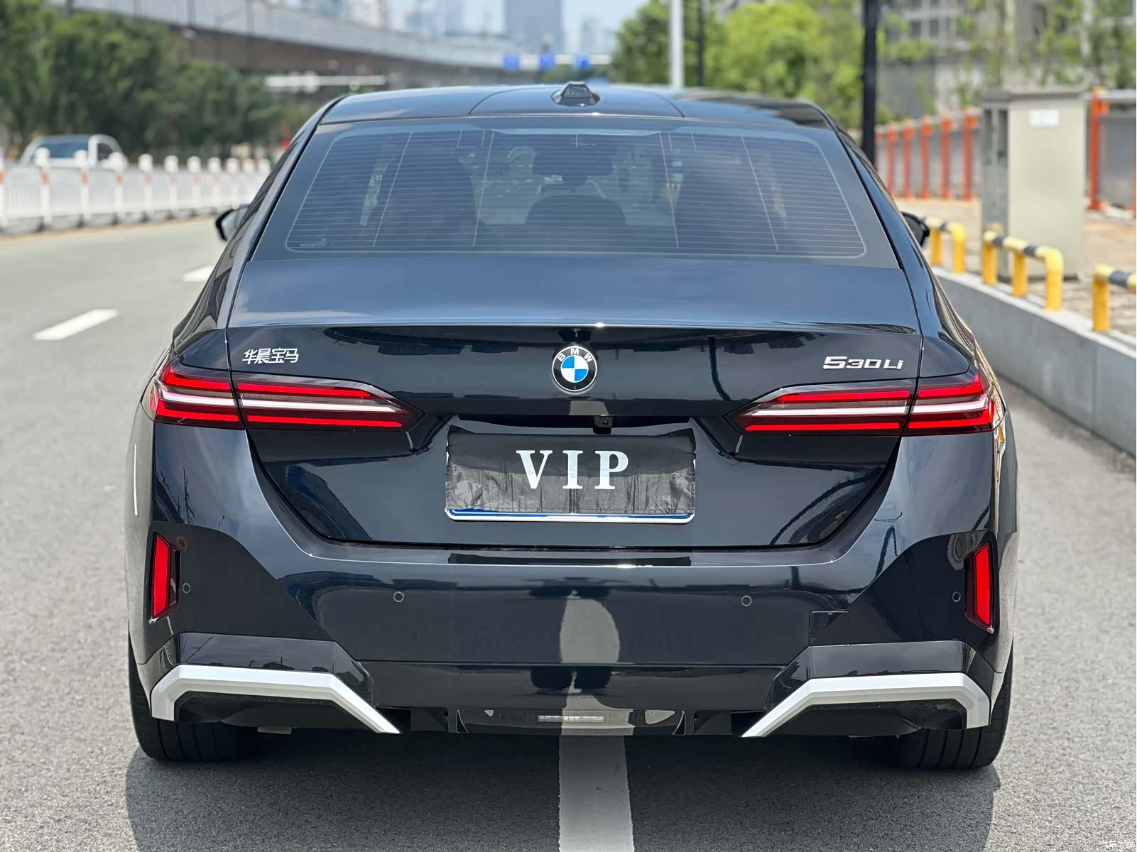 BMW 5 Series, 2025 12