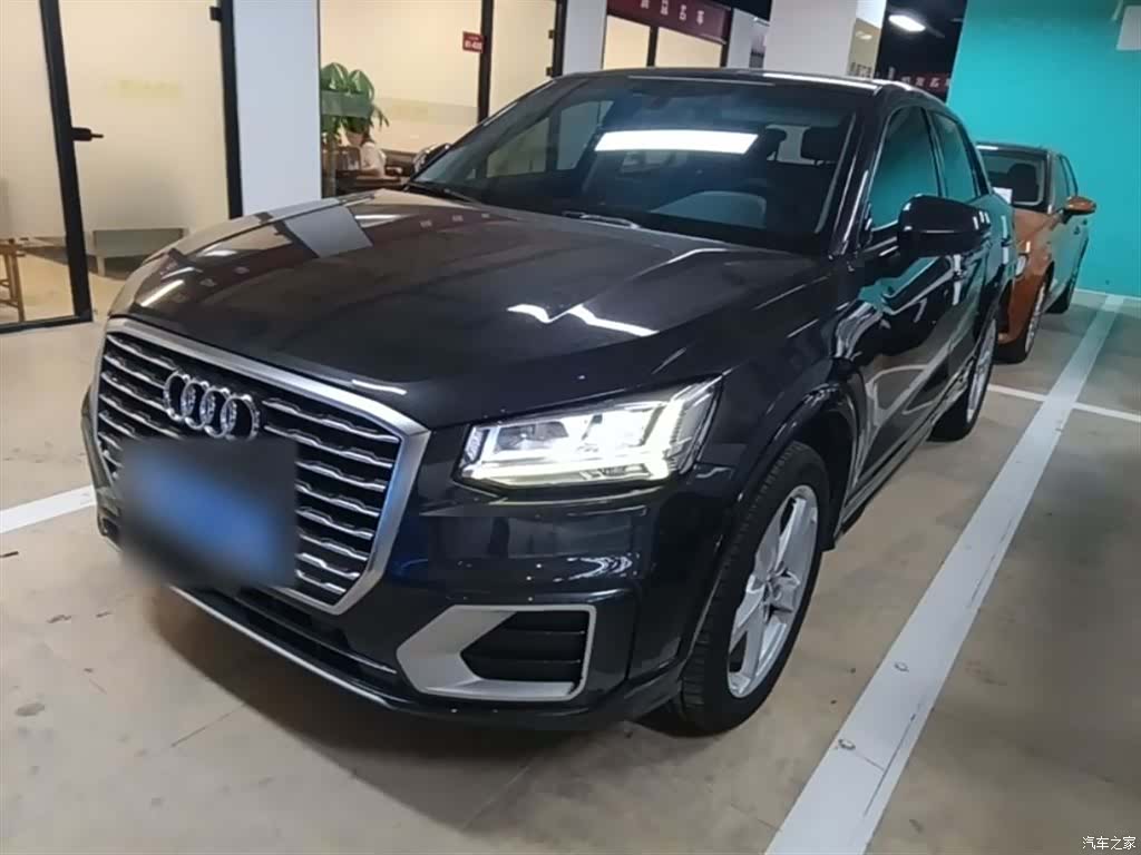 Audi Q2L, 2020 2