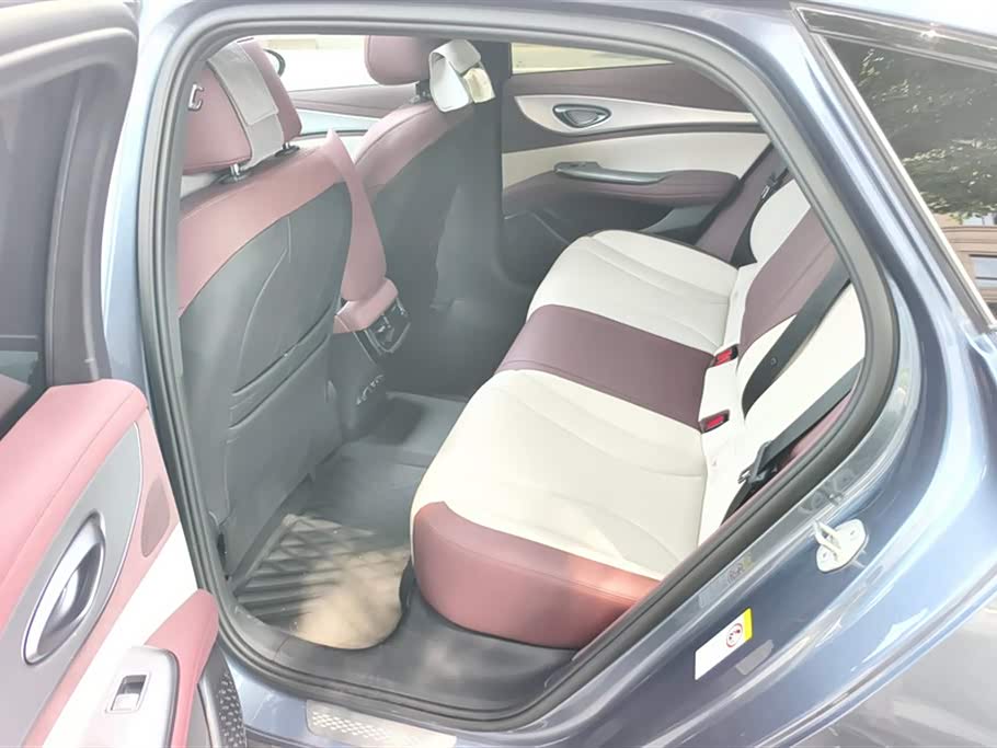 BYD Seal 07 DM-i BYD Seal 07 DM-i