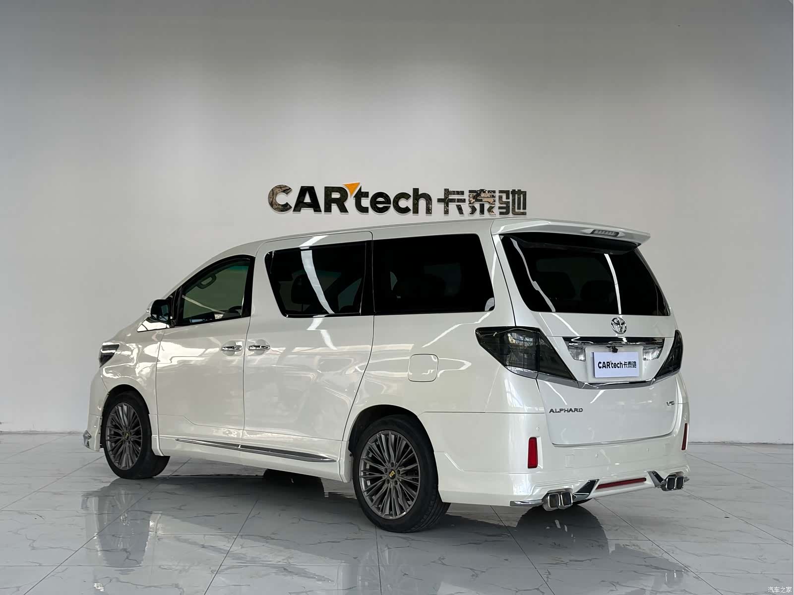 Toyota Alphard, 2012 6