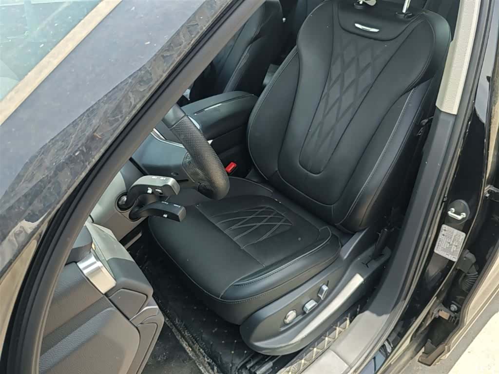 Hongqi HS7, 2024 15