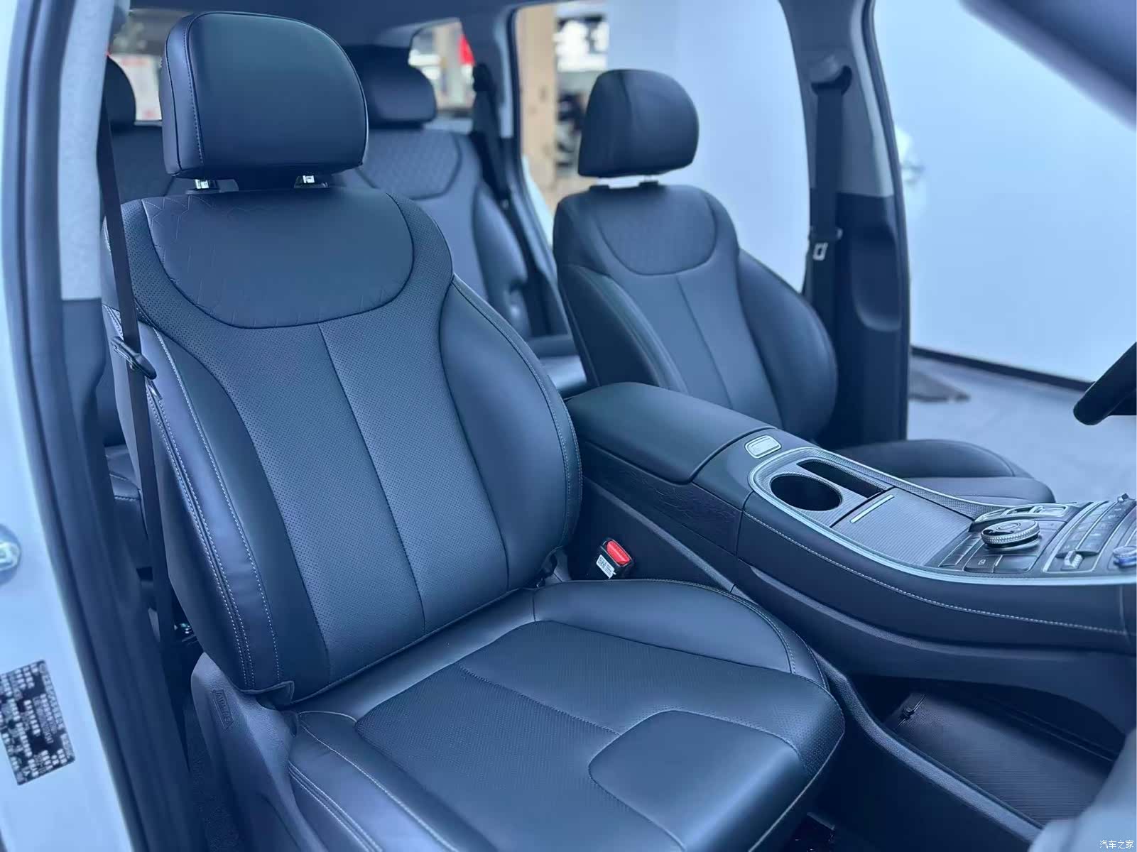 Hyundai Santa Fe, 2023 21