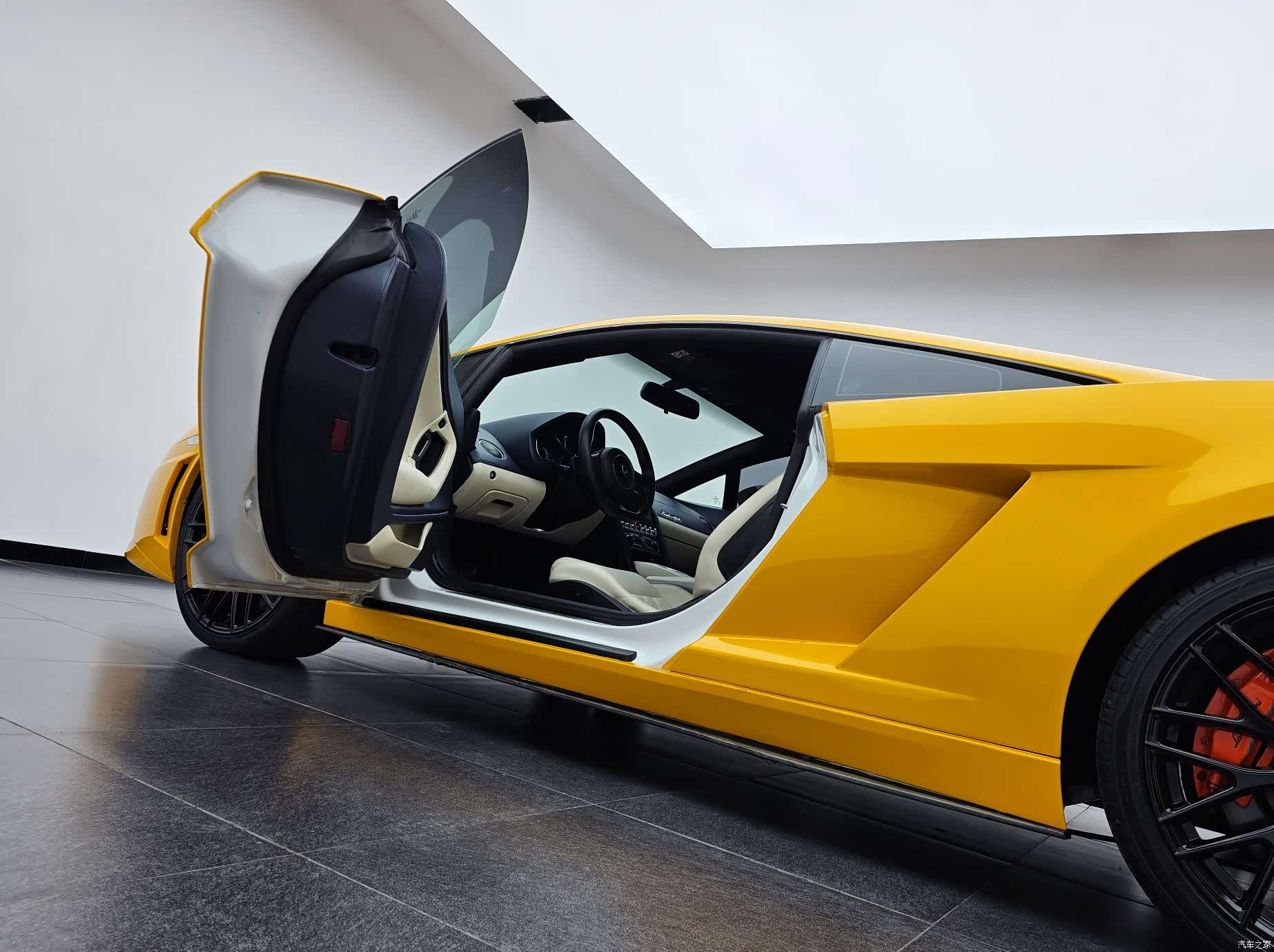 Lamborghini Gallardo, 2013 38