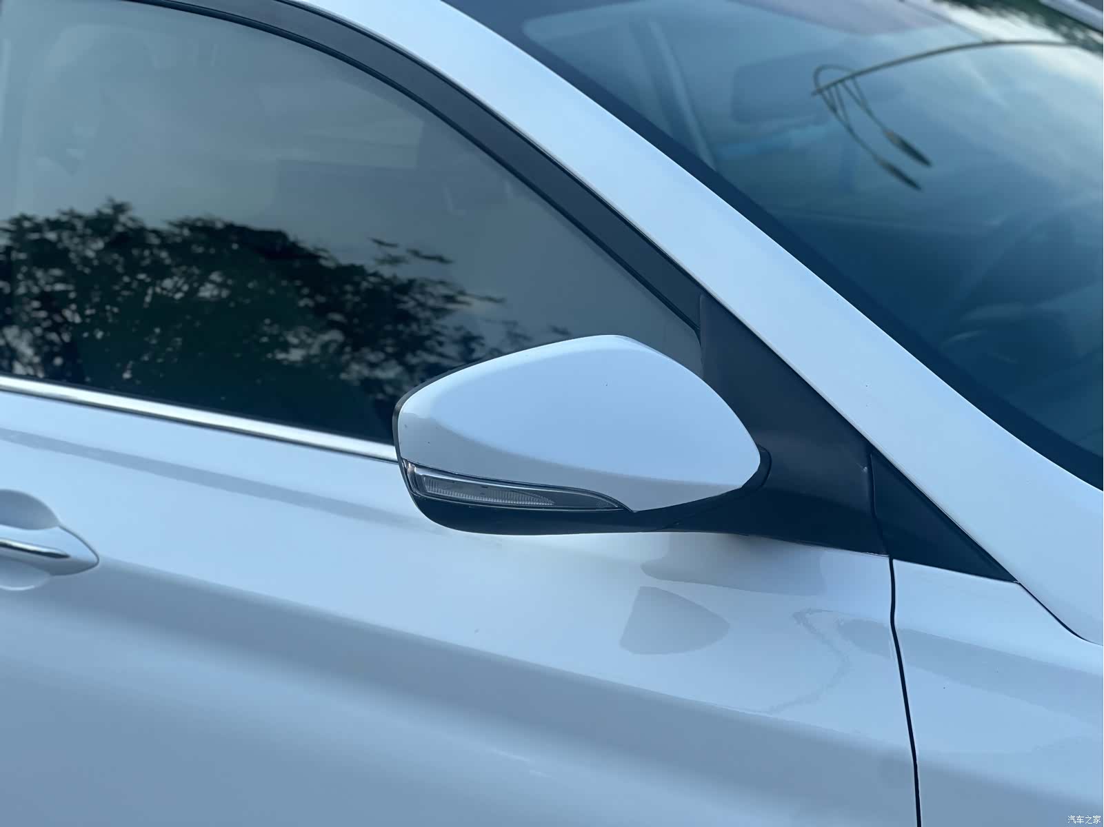 Changan V7, 2015 13