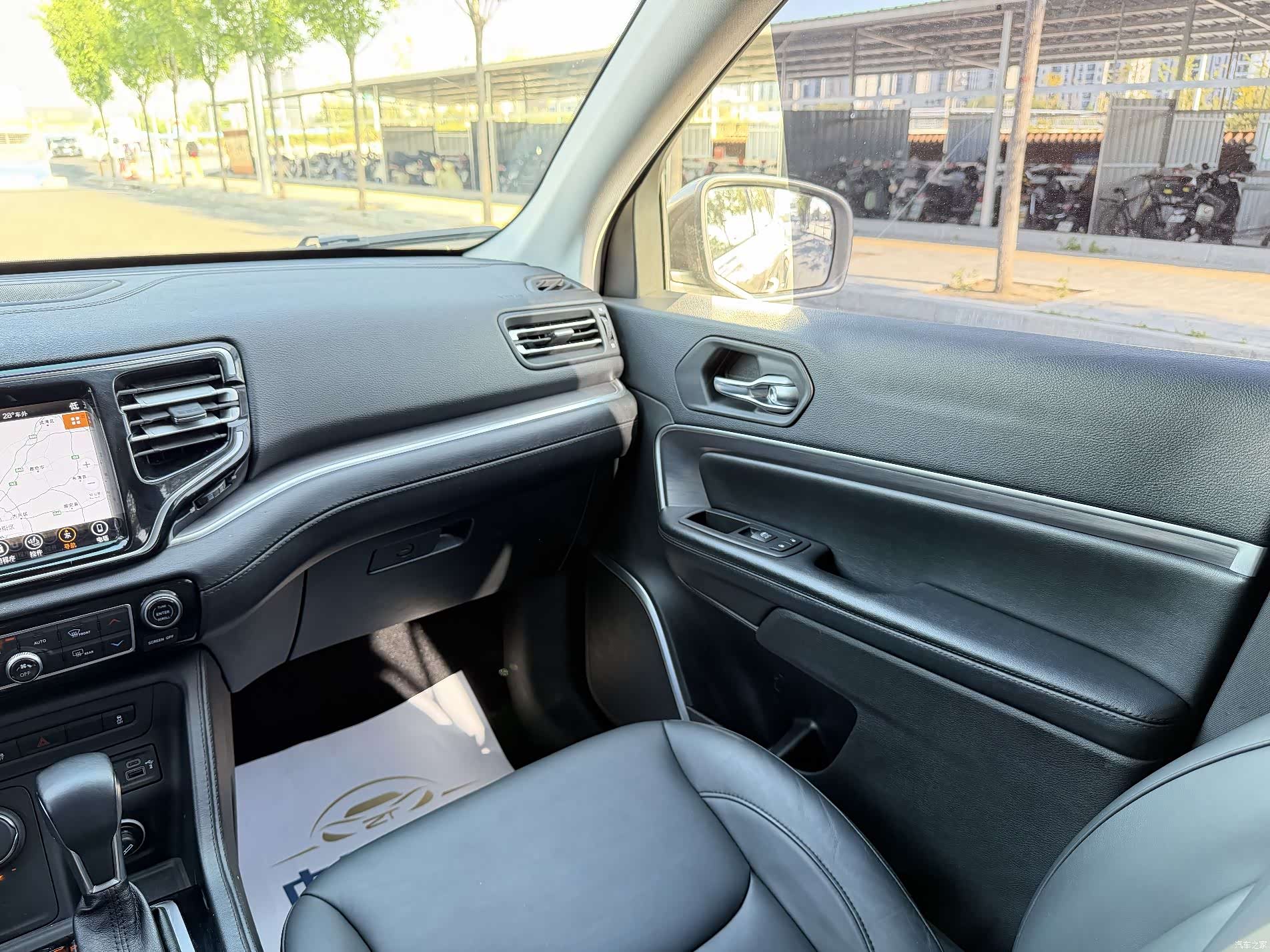 Jeep Grand Commander, 2019 10
