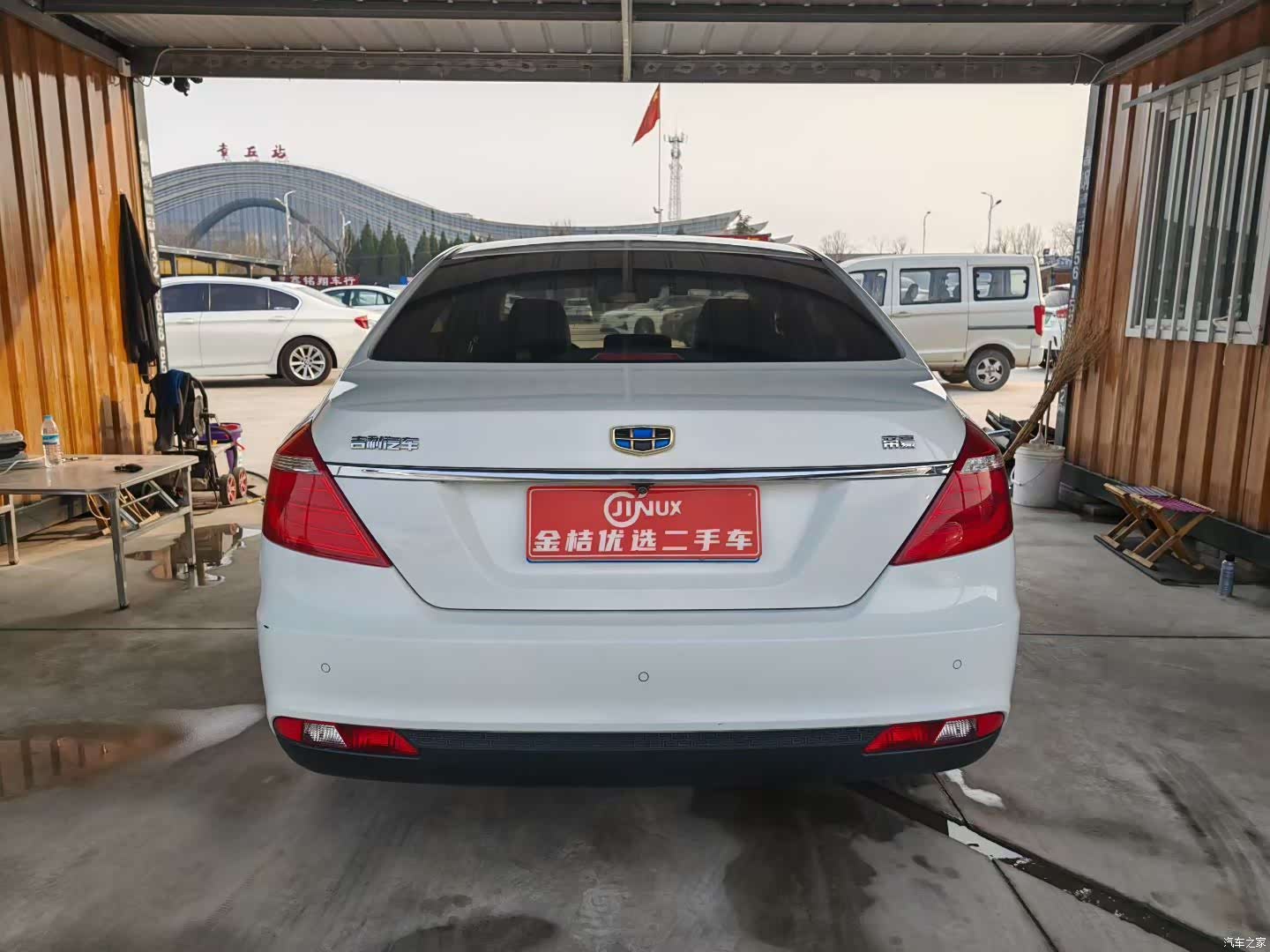 Geely Emgrand, 2017 все фото