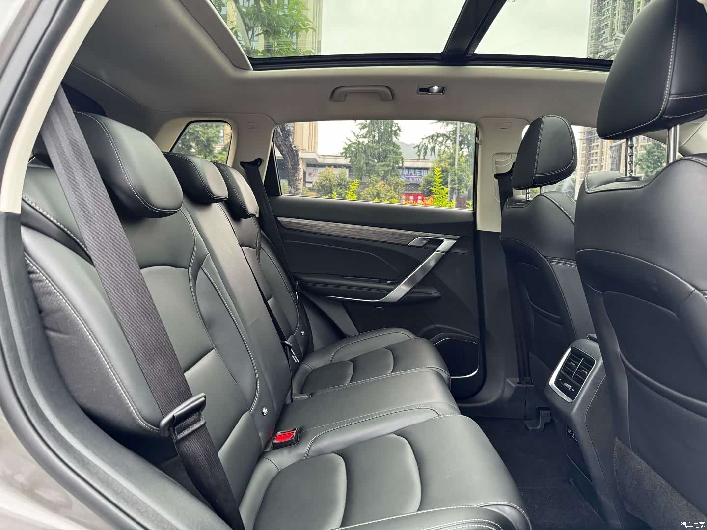 Geely Boyue, 2021 11