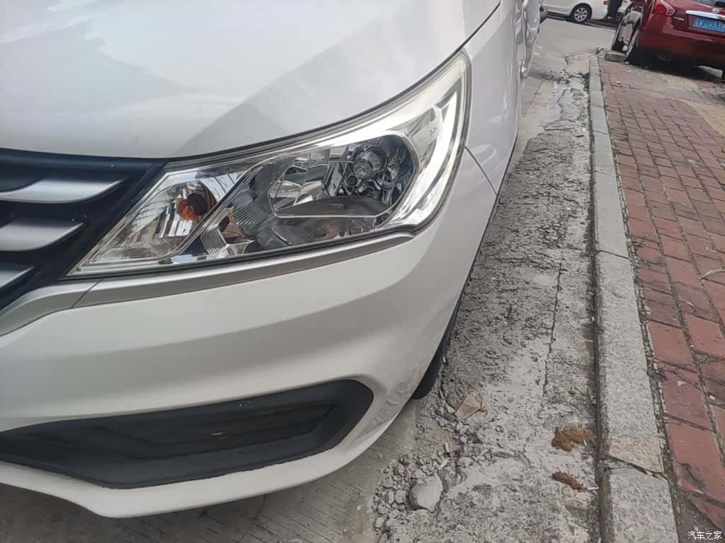 Wuling 310, 2017 24