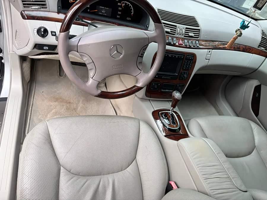 Mercedes-Benz S-Class 2005, фото 4