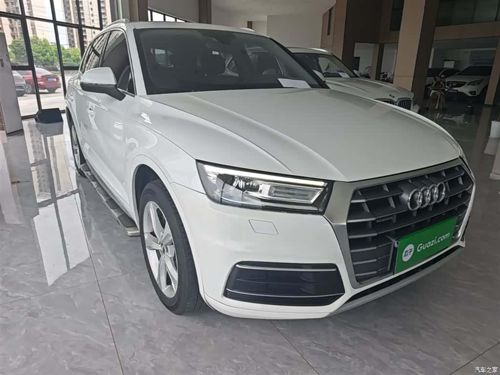 Audi Q5L, 2019 3