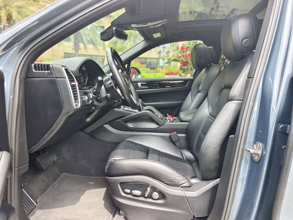 Porsche Cayenne Porsche Cayenne