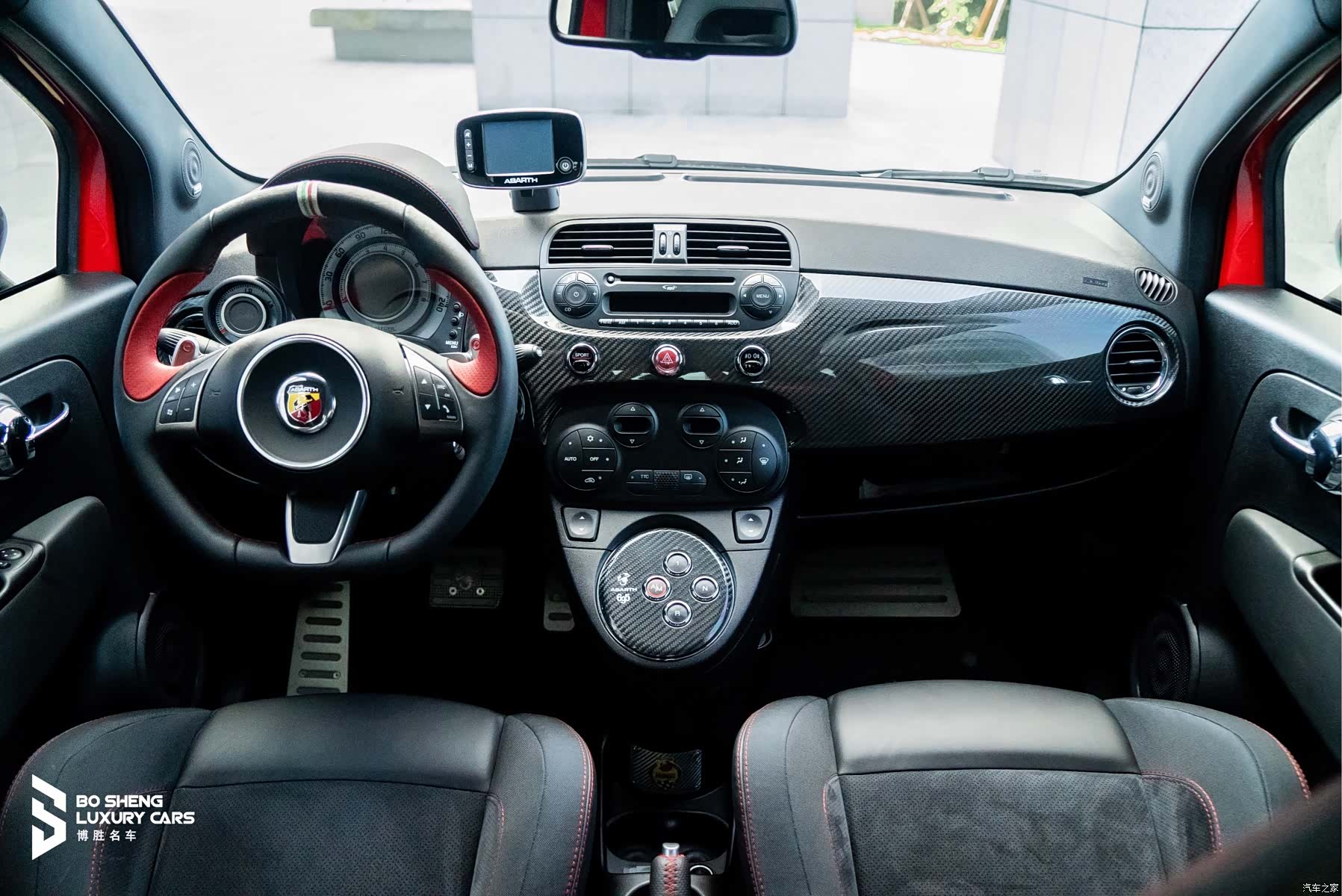 ABARTH 695, 2013 16