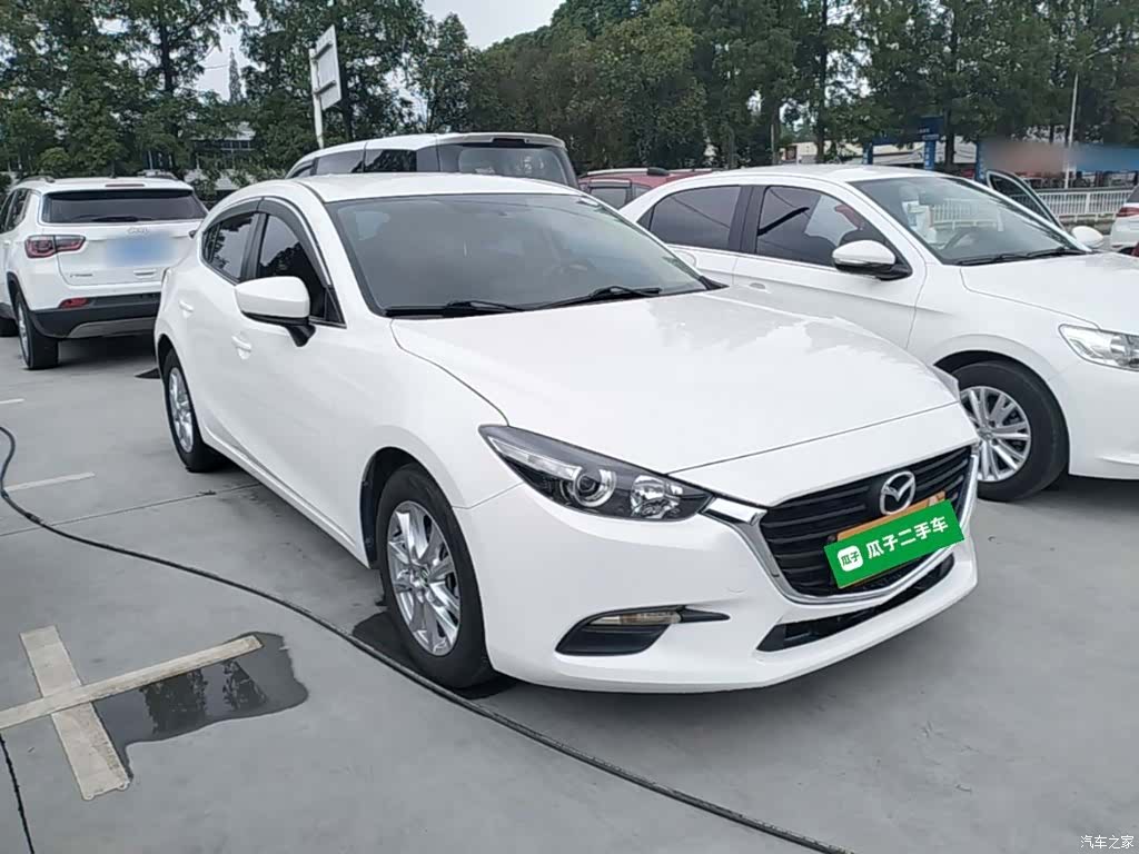 Mazda Mazda3, 2019 4