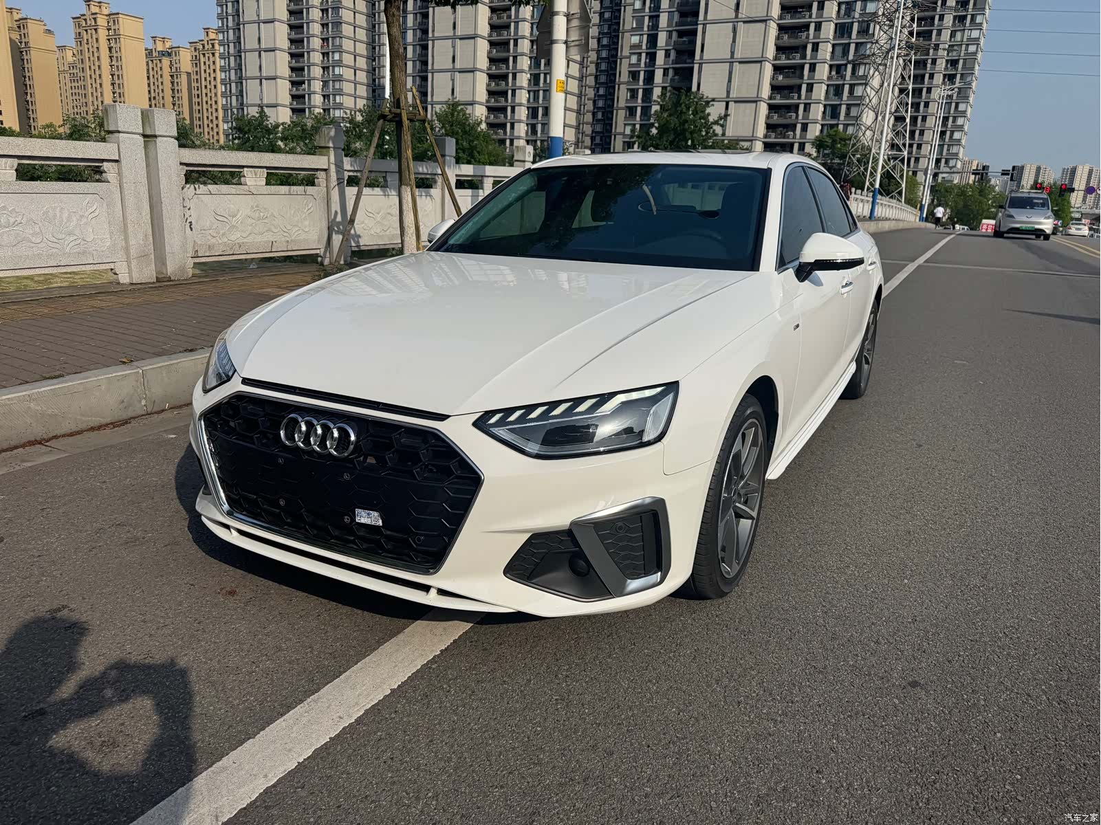 Audi A4L, 2022 1