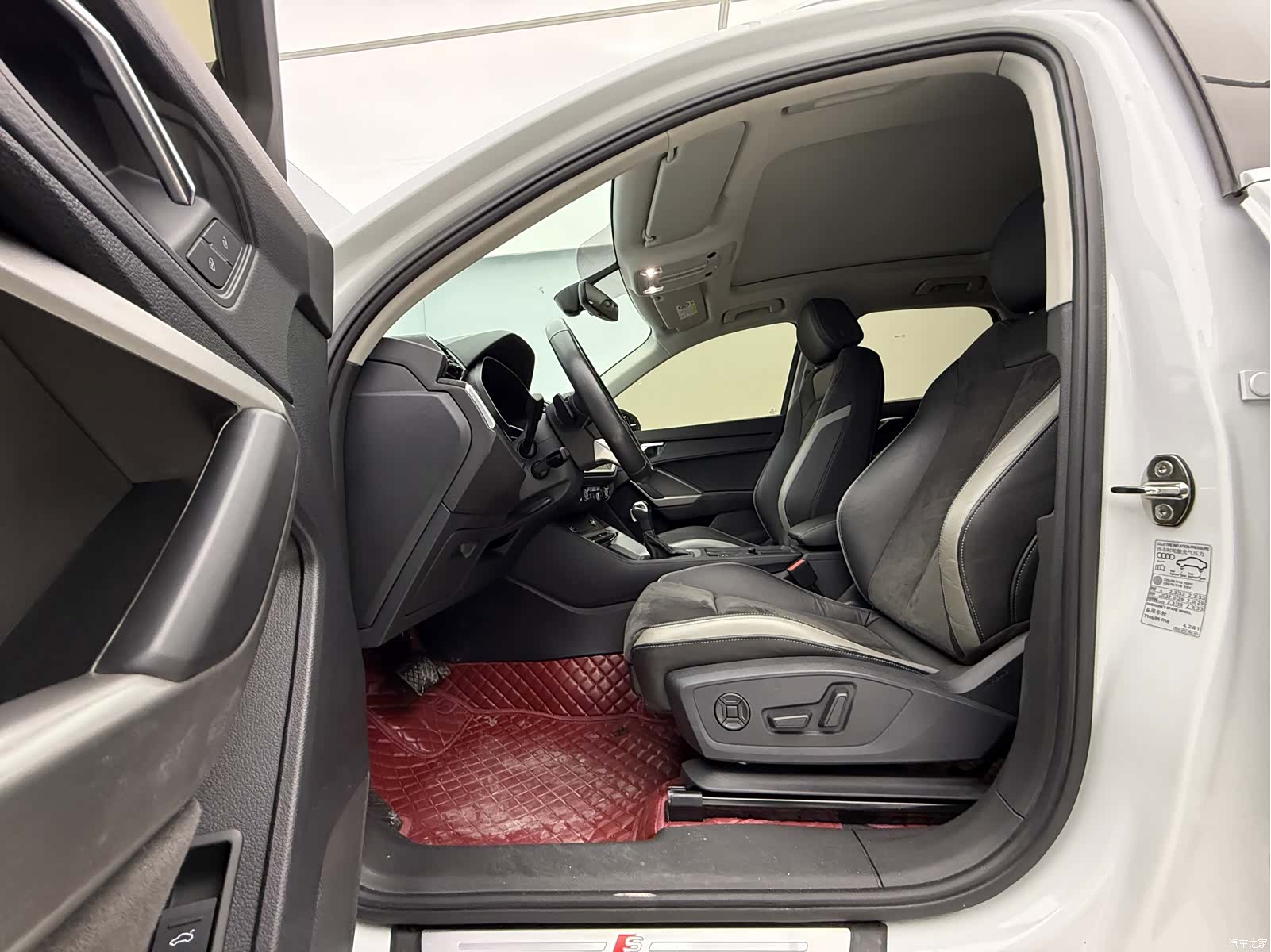 Audi Q3, 2021 12