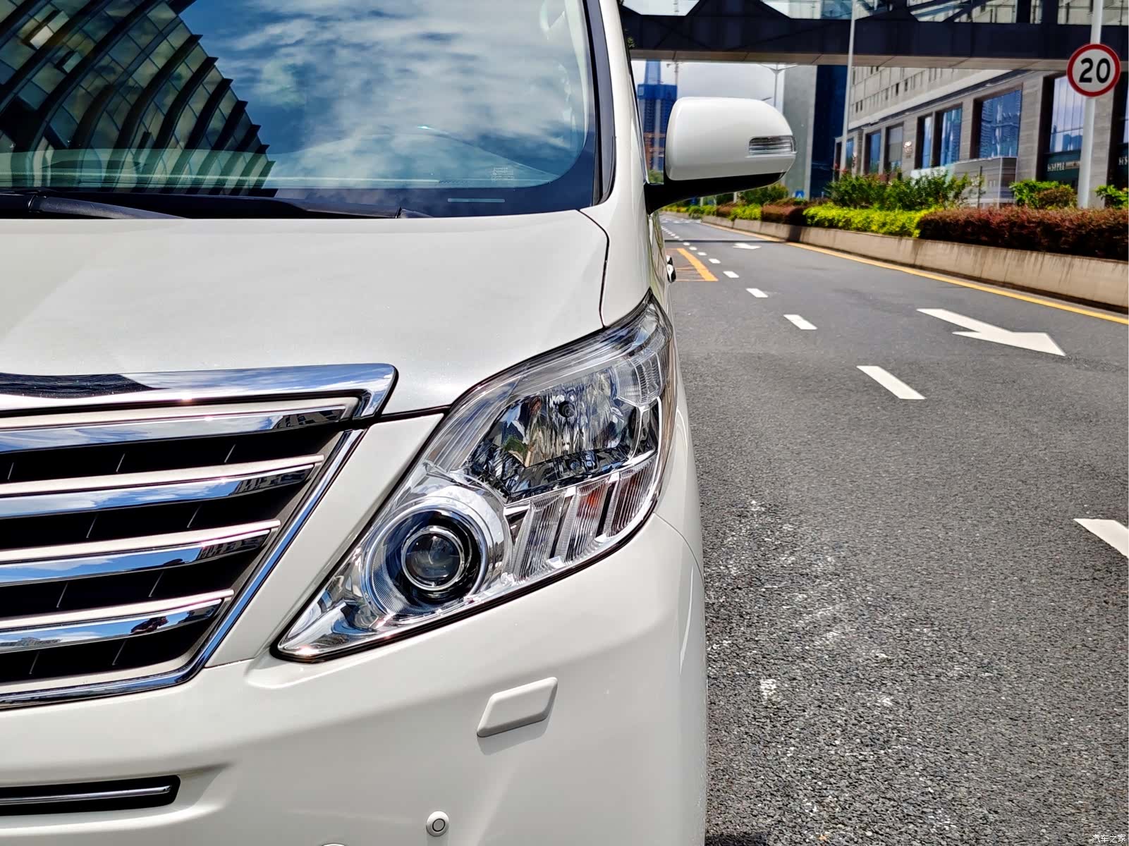 Toyota Alphard, 2012 17
