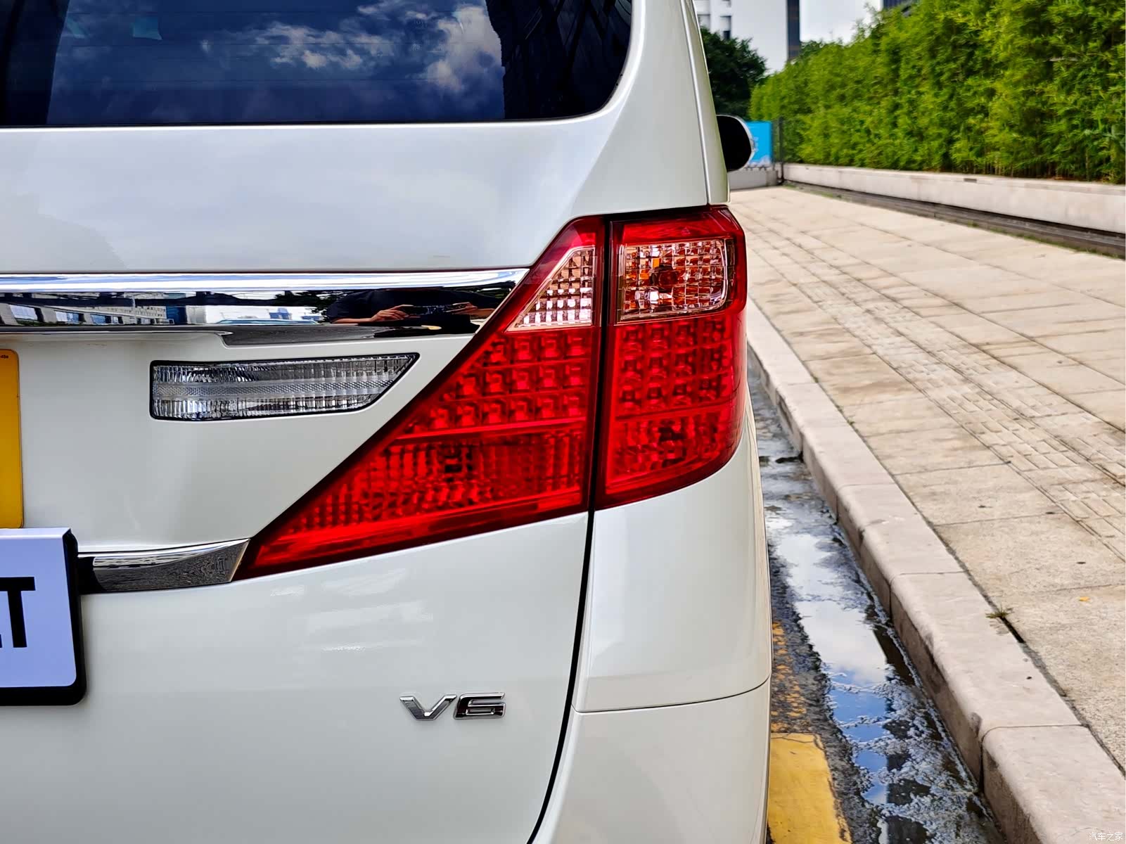 Toyota Alphard, 2012 16
