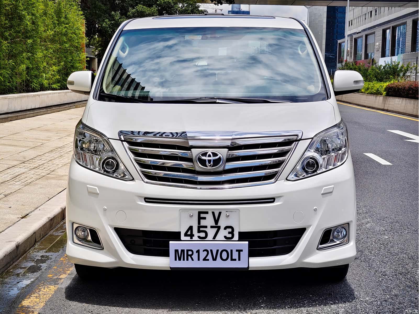 Toyota Alphard, 2012 18