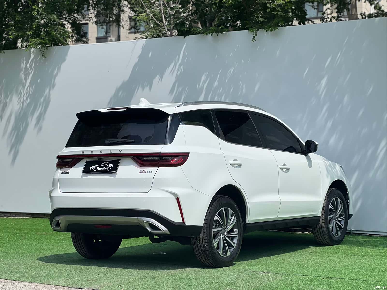 Geely X6, 2022 7