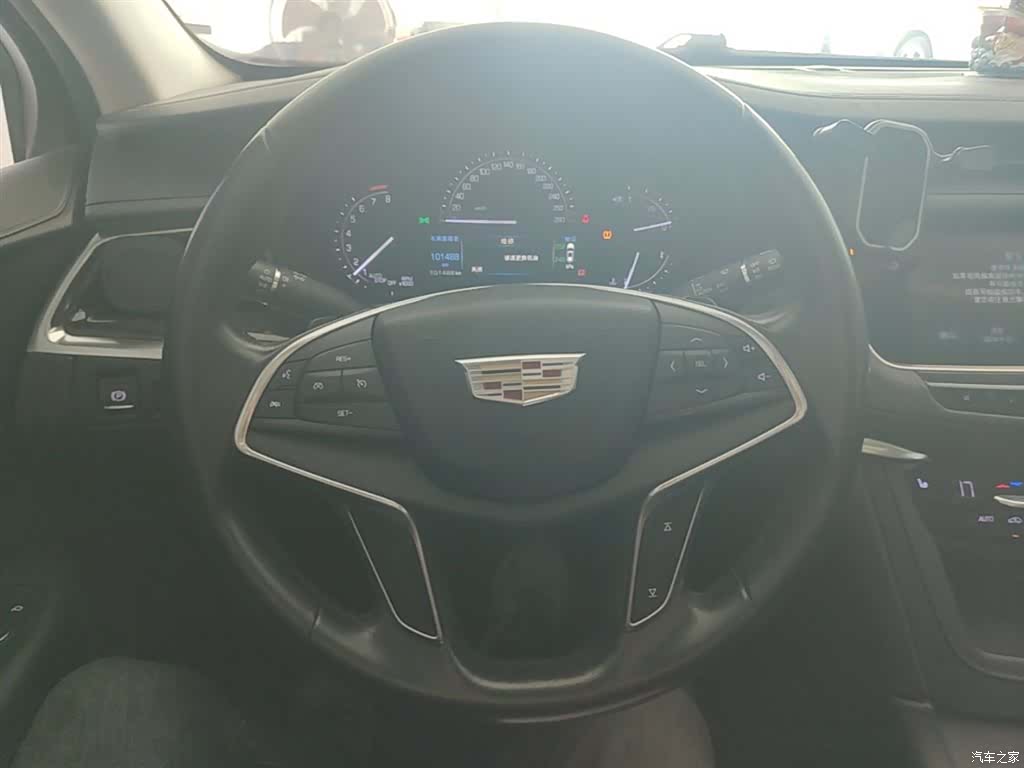 Cadillac XT5, 2017 11