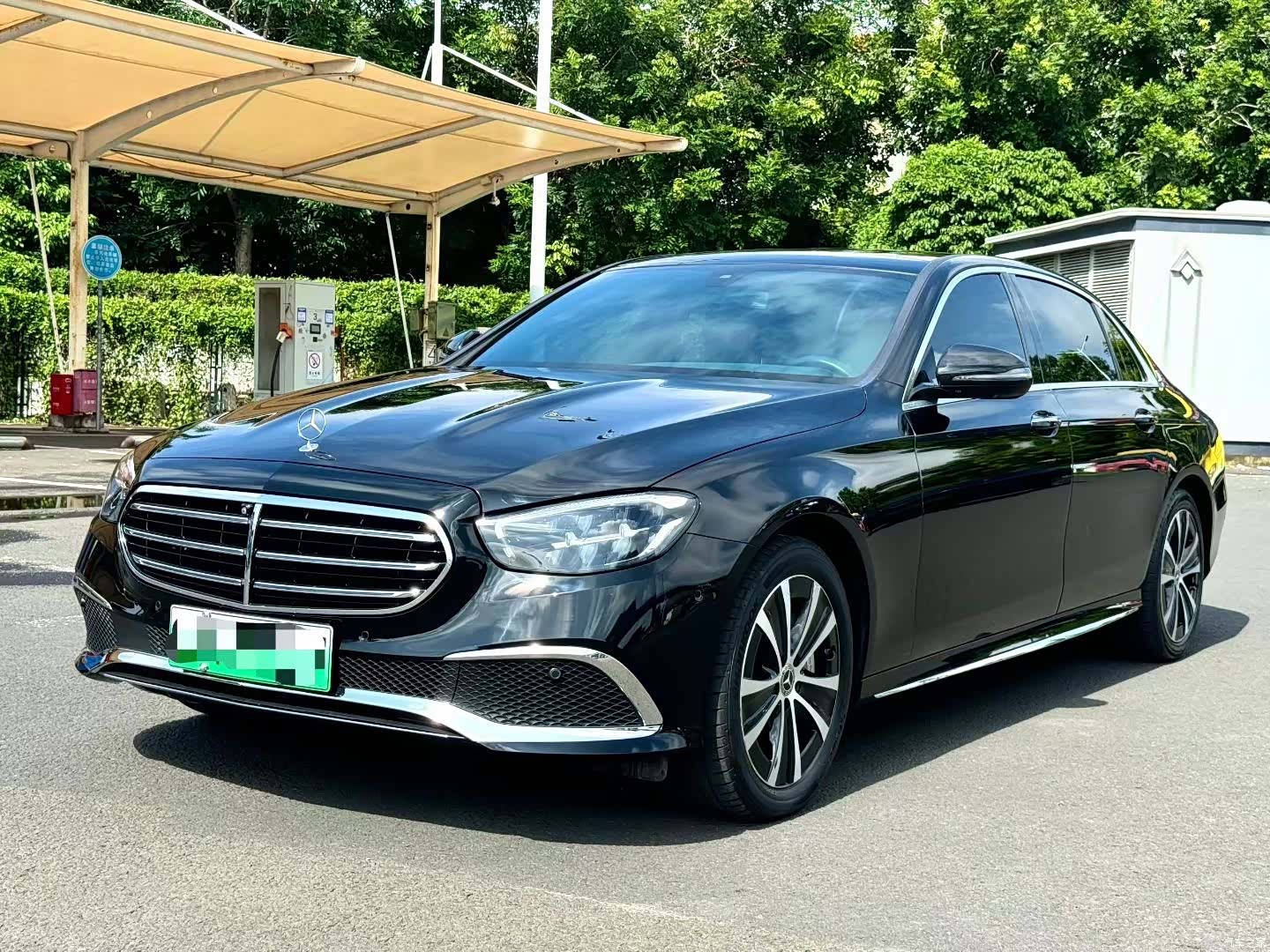 Mercedes-Benz E-Class, 2022 1