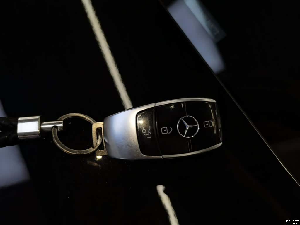 Mercedes-Benz E-Class, 2022 9