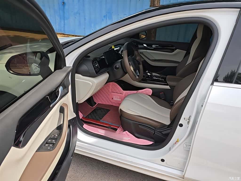 BYD Qin, 2025 16