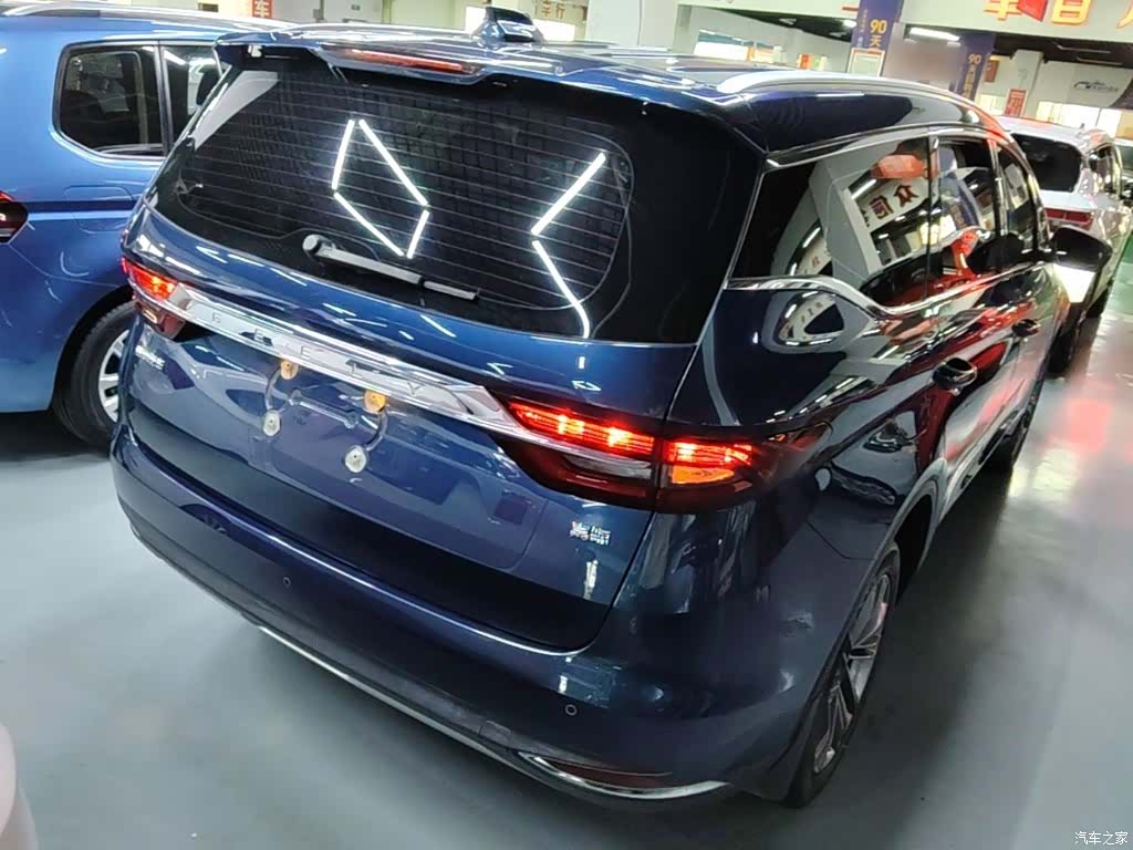 Geely Jiaji, 2021 7
