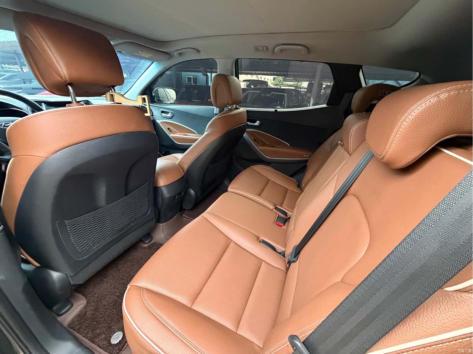 Hyundai Santa Fe, 2016 9