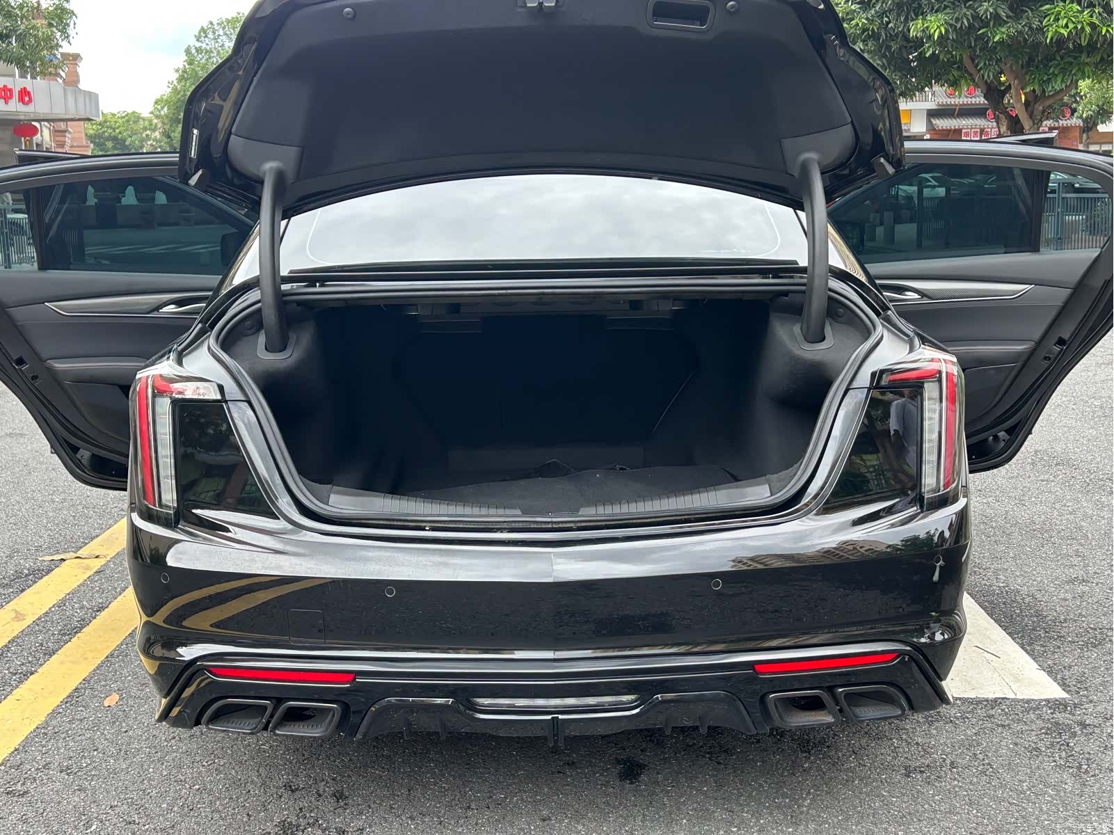 Cadillac CT5, 2023 32