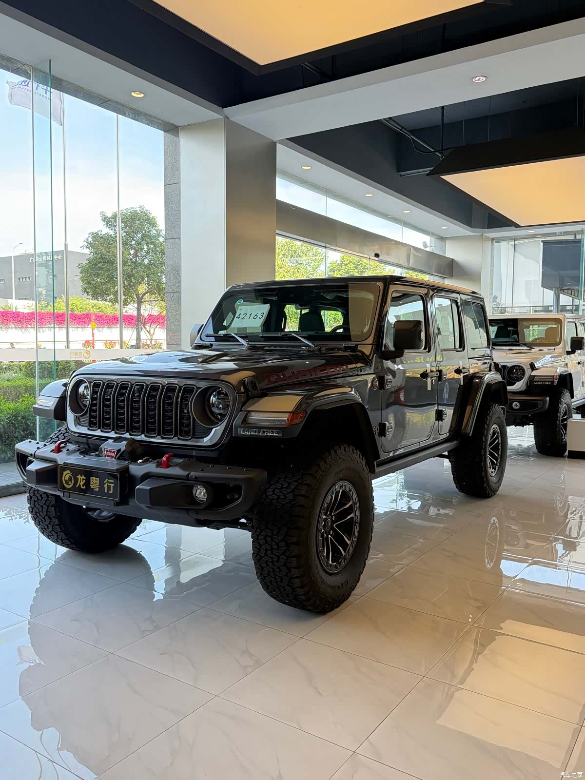 Jeep Wrangler, 2025 3