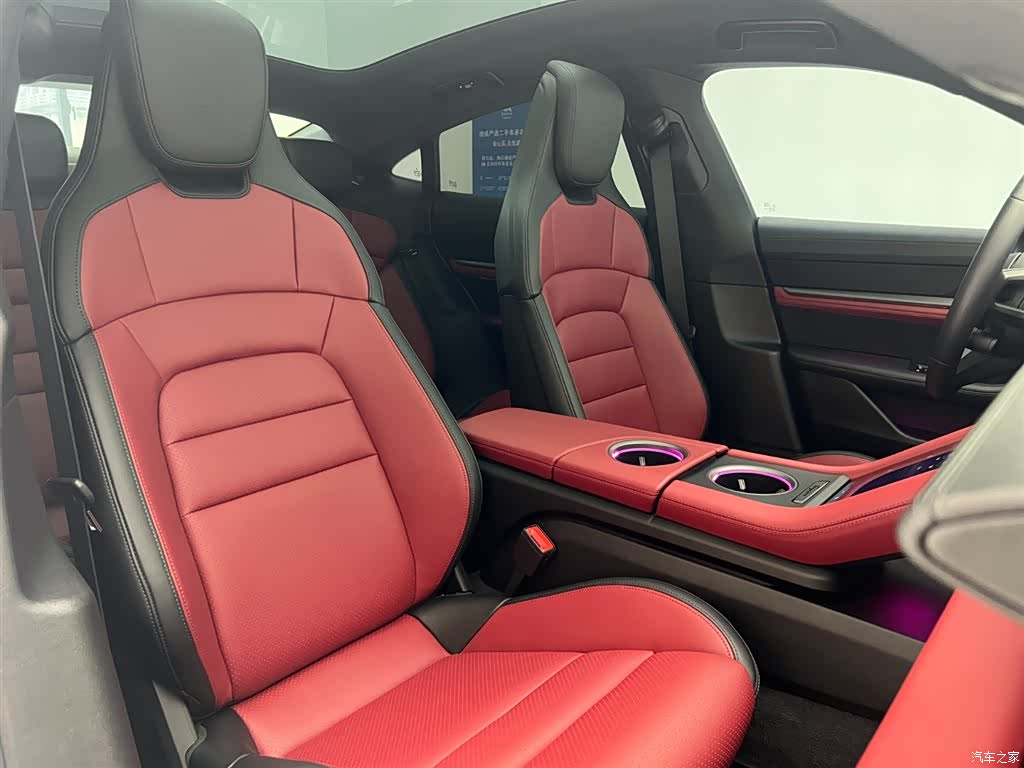 Porsche Taycan, 2026 11