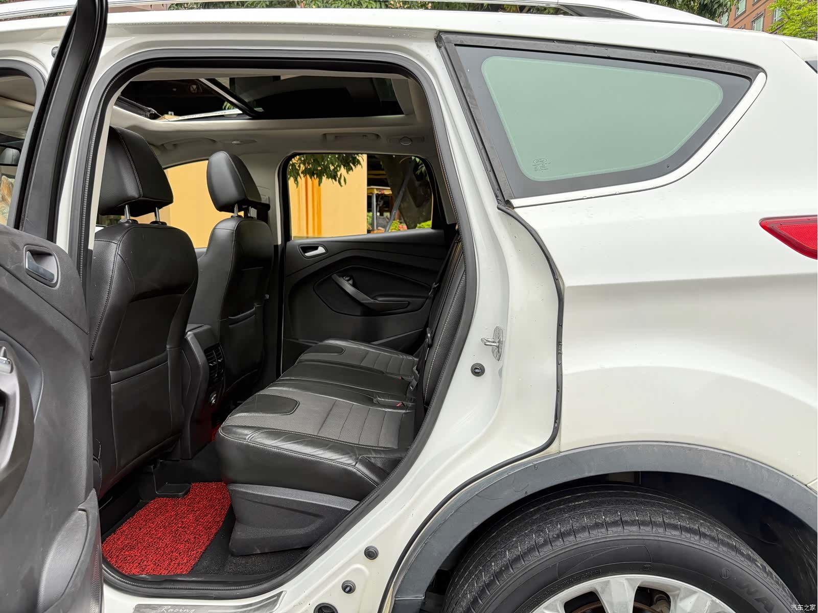 Ford Kuga, 2016 7